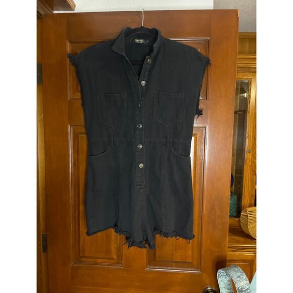 REALTY DENIM RAGLAN ROMPER SMALL